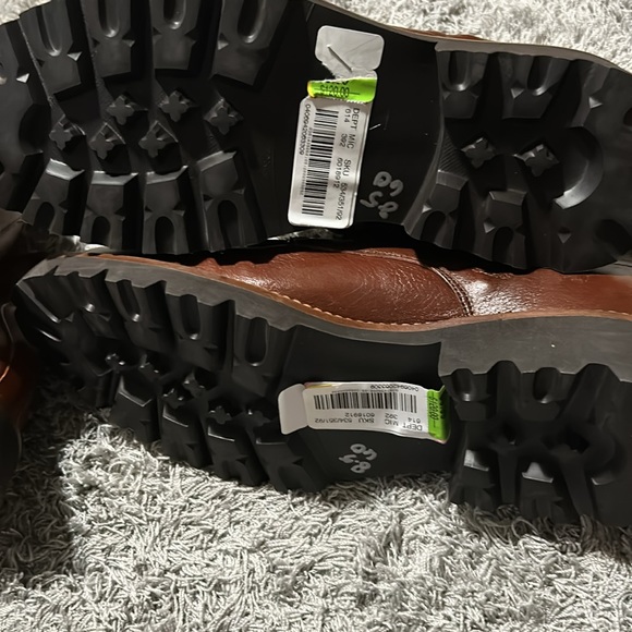 Brown NWT, SectionX boot size 8,5 leather upper. main image 4